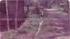 Peningkatan jalan dan saluran air di  Jl Beringan IV.